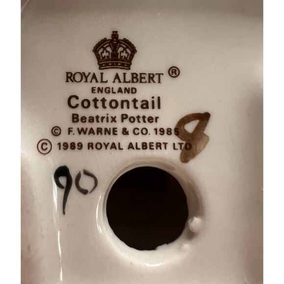 ROYAL ALBERT Beatrix Potter Cottontail 1989 Vintage Porcelain Figurine - Picture 7 of 7